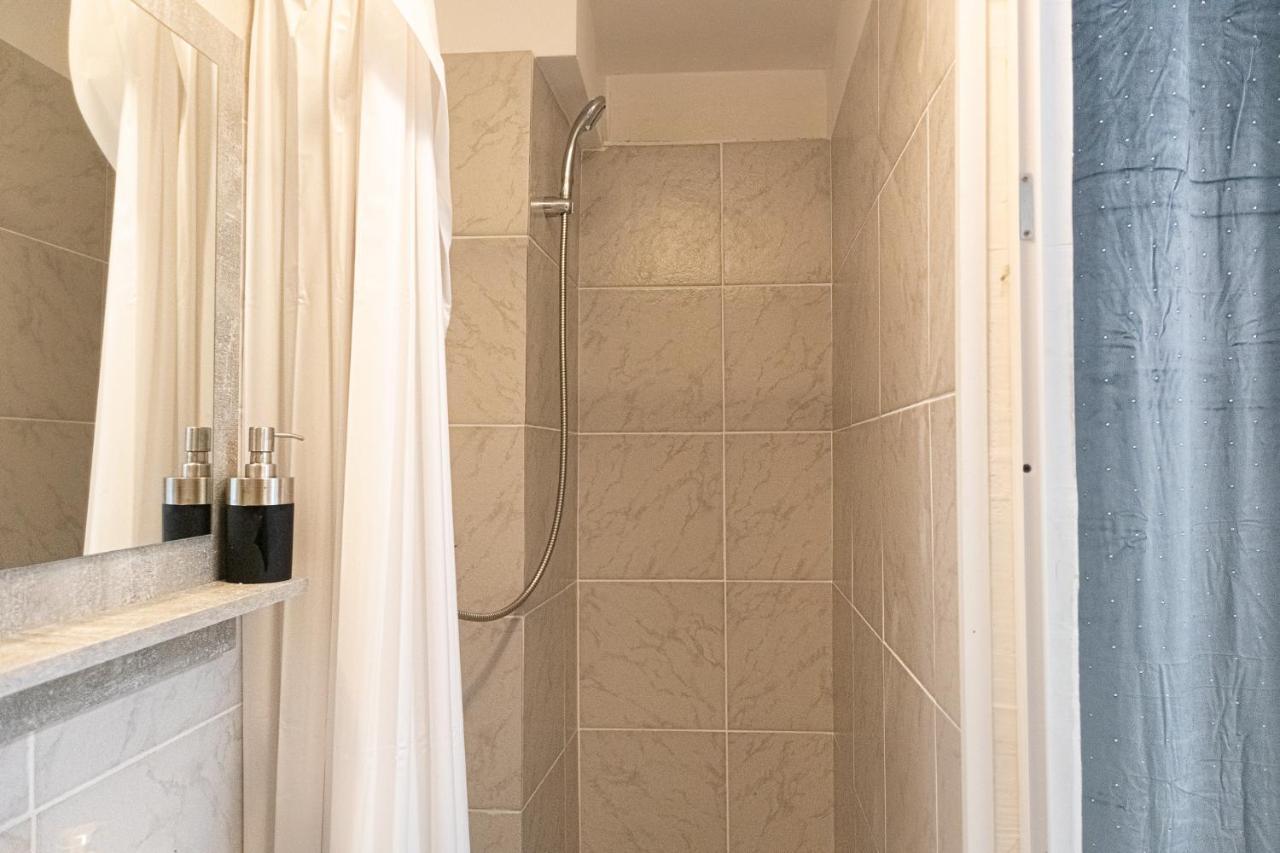 Cozy Room @ Hauptbahnhof - Well Situated & Central Vienna Luaran gambar