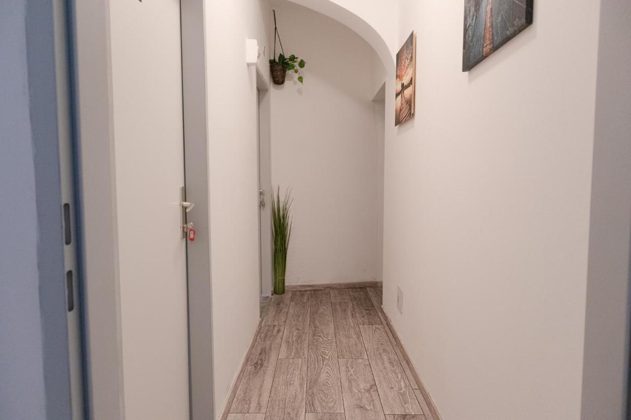 Cozy Room @ Hauptbahnhof - Well Situated & Central Vienna Luaran gambar